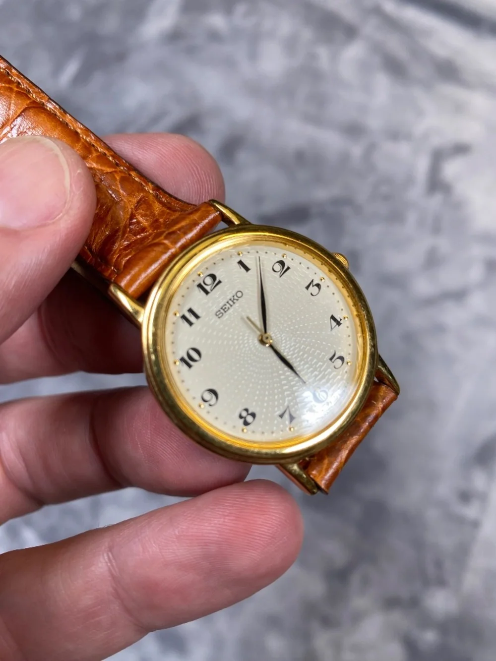 Seiko Beautiful Water Resistant Watch - V701-2A49